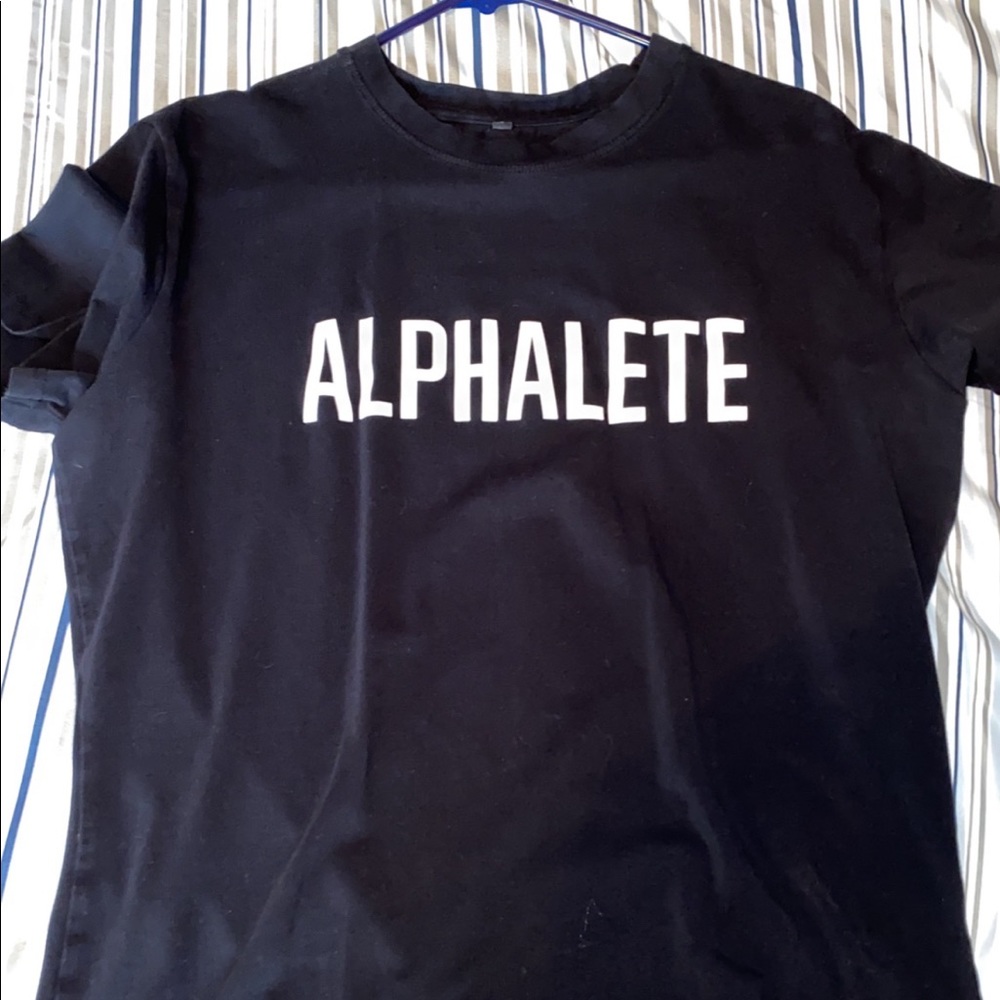 black alphalete shirt, size large. barely worn, great condition.